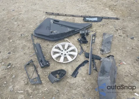 2015 Toyota Corolla Le из США, поврежденный, VIN 2T1BURHE0FC371689